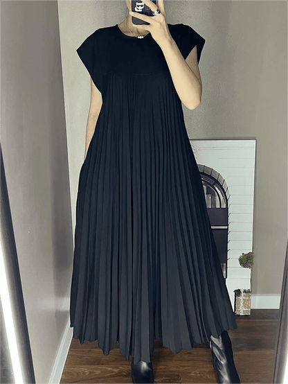 Pleated Sleeveless Summer Shift Dress